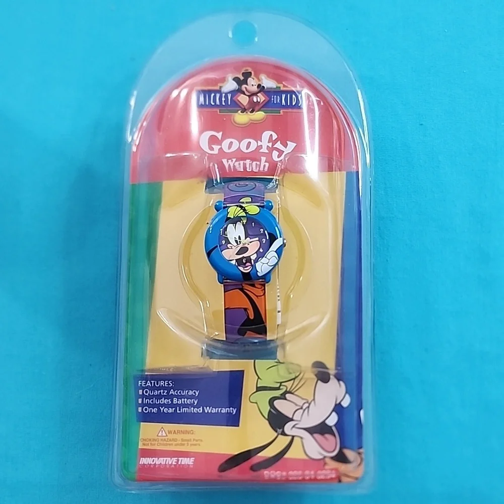 BNIB Mickey for Kids Goofy Watch